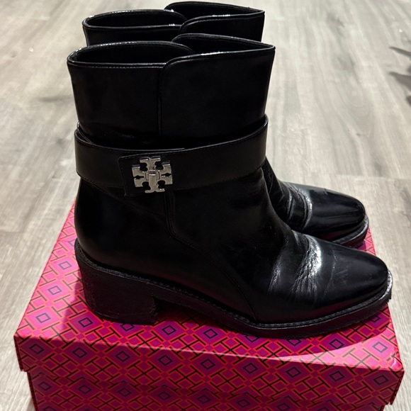 Tory Burch Shoes - Tory Burch Black Leather Ankle Boots